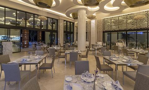Blanca Blue restaurant