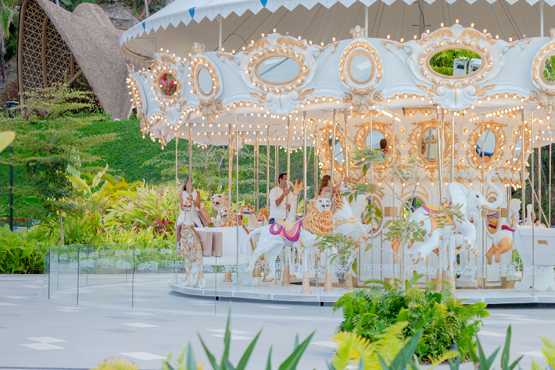 Family at Tierraluna carousel