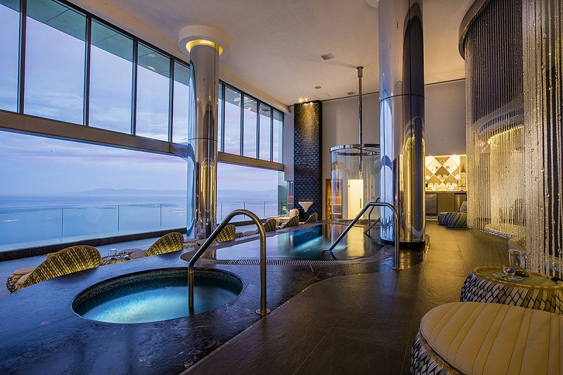 Luxury hydrotherapy circuit at spa imagine Luxury hydrotherapy circuit at spa imagine